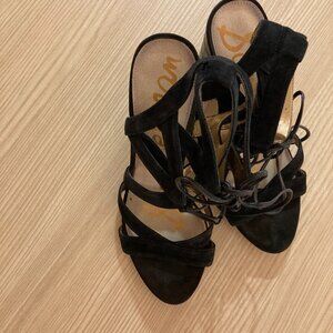 Sam Edelman Black Strappy Sandals 8.5 Block High Heels GUC Cutouts Boho Lace Up